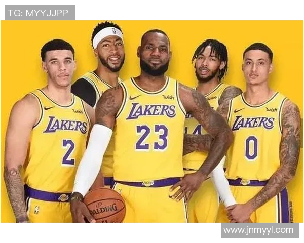 湖人队因惊人操作瞬间引爆全网热搜榜首掀起球迷热烈讨论